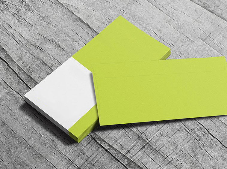 печать изготовление визиток на картоне дизайнерской бумаге малые тиражи индивидуальный дизайн